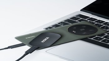 10/8凌晨B站搜移动固态硬盘最新40条25条零赞、双十二推荐稿10月还在发、知乎2020老帖标题写着2026年4月、今晨热搜华强北内存一年涨300%、小红书225评掉速帖顶评QLC碰都不碰：双11把项目交给移动硬盘之前，先认1波投放、算1波涨价账、破3个速度障眼、跑3分钟自测、走3条路线