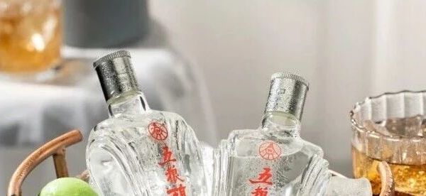 酒企争入小瓶酒赛道：从供给端到消费场景的观察
