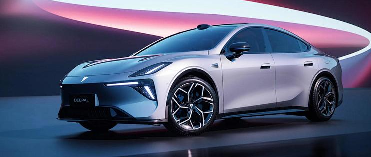 2027款深蓝L06上市 限时权益价11.49万起 搭载天枢领航