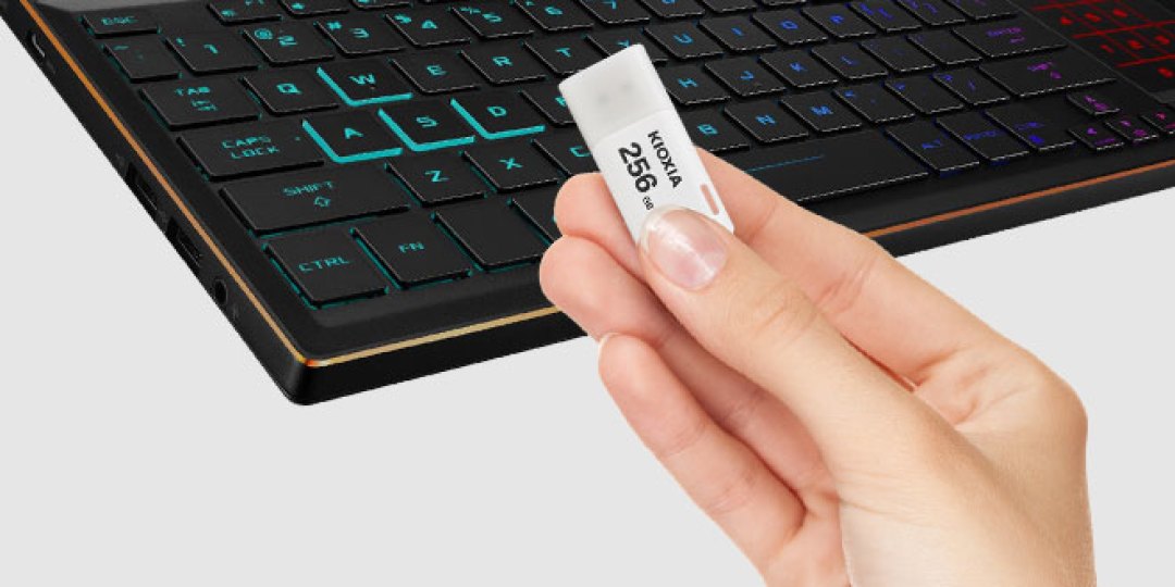 双十一的铠侠U301涨到百元档:先看清它是装盘神器,还是传文件的慢盘