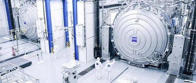 ASML Hyper NA 遇景深难题，光刻机也难了，韩国备件全面涨价 10%