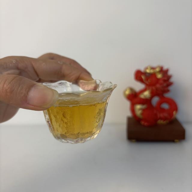 凤牌夜宴图·工夫金芽刚焕新：双11想从经典58往上升级，先把翻车帖的122条评论和四款红茶的克单价账摆开