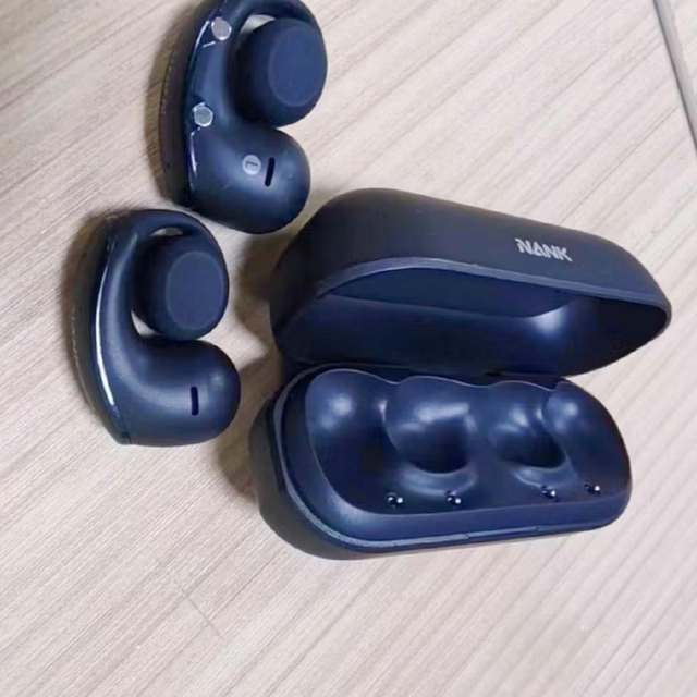 南卡 Clip X，三百价位耳夹耳机能对标 Bose？开放式耳机必漏音？