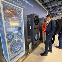 打个喷嚏扫地机就应声、油烟机半夜自己说话：5659赞吐槽帖774条评论，把双11最热的"智能体家电"话术照出原形——付定金前，先把三层概念掰开