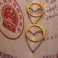 #前妻说陶白白从未给过丈母娘钱#凌晨上热搜、营销号加戏「结婚没给彩礼离婚没给抚养费」，与去年官宣「房车留妻、按月给前岳母生活费」直接对撞：把婚恋钱账外包给情感大V之前，先把原话、加戏、法定口径三笔账算清