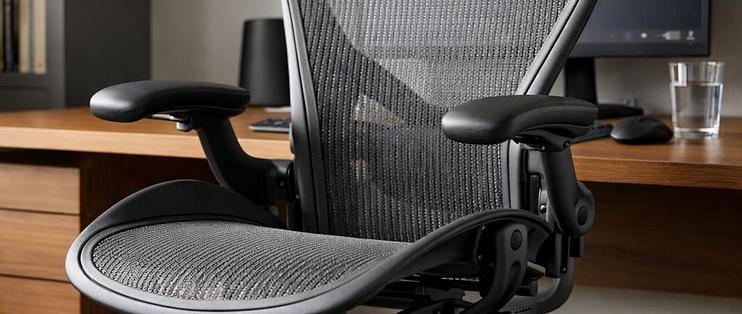 Herman Miller Aeron：怕热、习惯稳定坐姿的人，更容易喜欢它