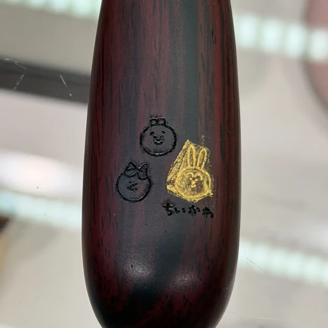 被谭木匠柜姐梳头刷屏的评论区，藏着4.8万人点赞的安利：翻完20+条各地探店帖，哪些服务值得专程到店，哪些全看运气