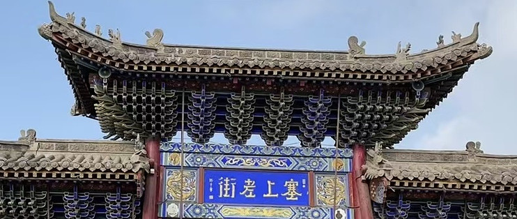 孙卓章书法作品品鉴：笔墨凝秋韵 素笺写重阳