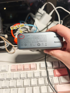 用了两年多的安克充电头鼓包，售后没真的很暖心