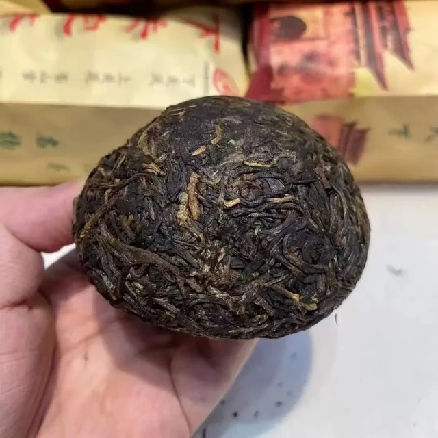 甲沱第一口的“烟”，是特征还是缺陷？4年开汤记录摆开，先别急着退茶，也先别急着双十一下单