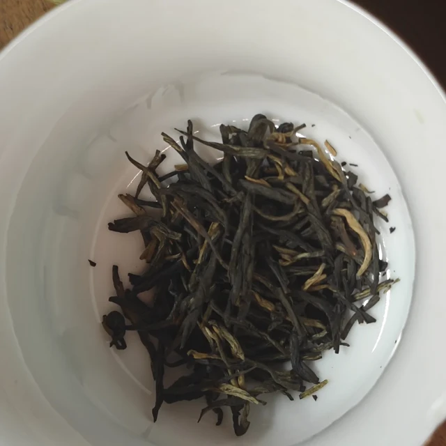 同一罐"经典58"，三家都在卖：双11囤茶前，先把"撞名、批次、价格"三条线捋清