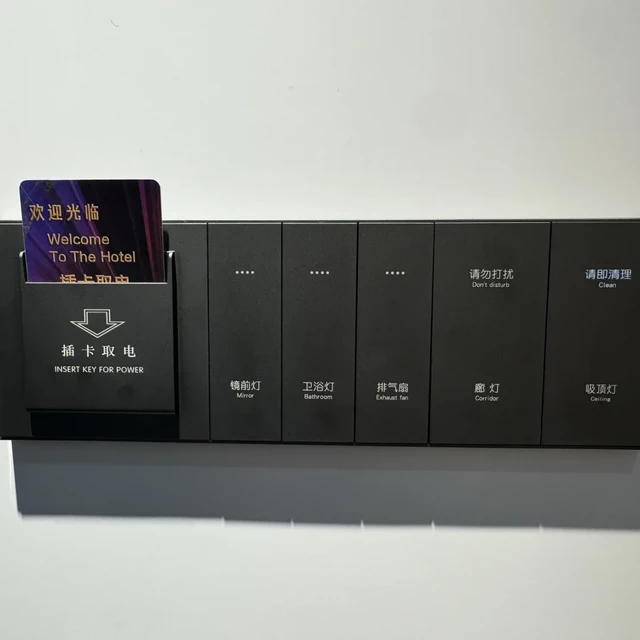 被骂"智障"的小度升级了：老设备先别换，新品先看清再冲