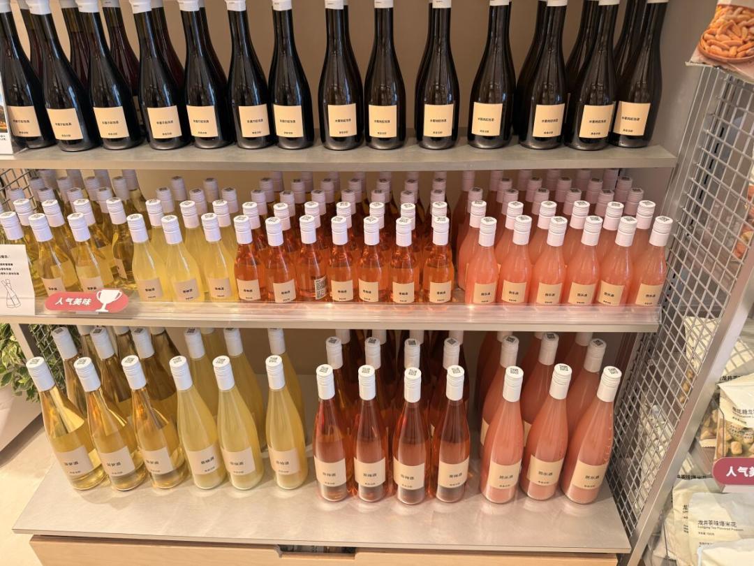 MUJI真的开始卖酒了,但你家门口那家店大概率没有:两线六味,一张地图看懂
