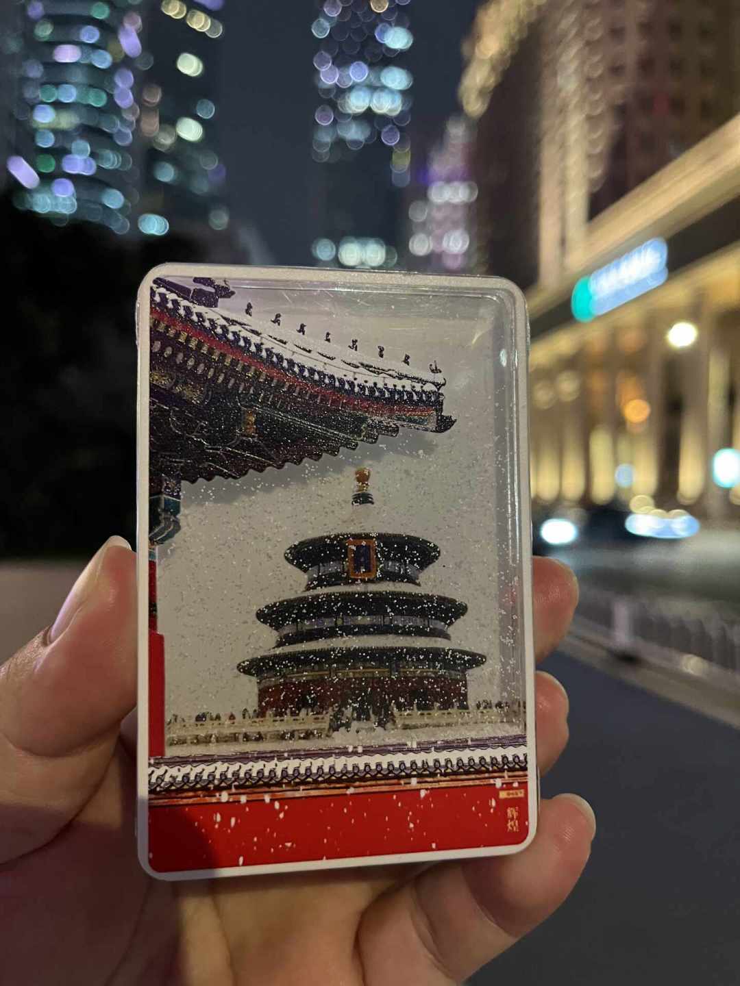伦敦带回来的大本钟冰箱贴,竟是郑州宿舍——三招避开假文创