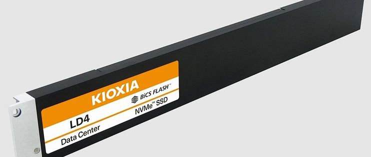 又一款122.88TB超大SSD诞生！当然，还是QLC闪存