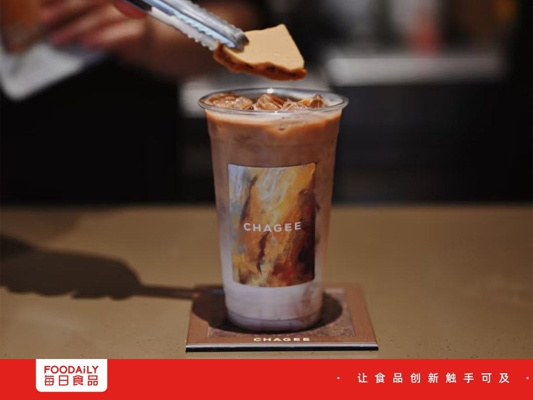 国庆档一口气上新40+款，霸王茶姬为什么死磕小众茶？
