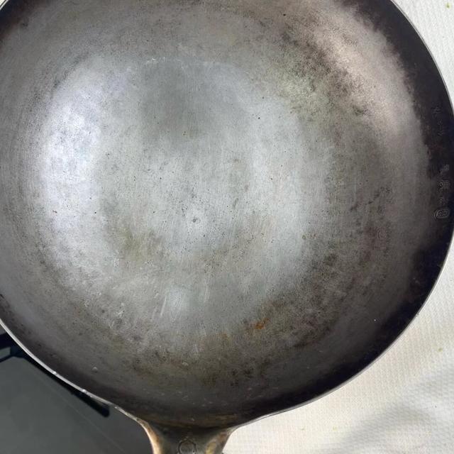 3757赞的"废锅复活"教程背后：那口生锈的臻三环，先分清是哪种"废"再动手磨