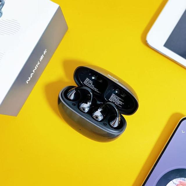 耳夹形态全能选手！南卡Clip E这款AI 耳机太适合打工人