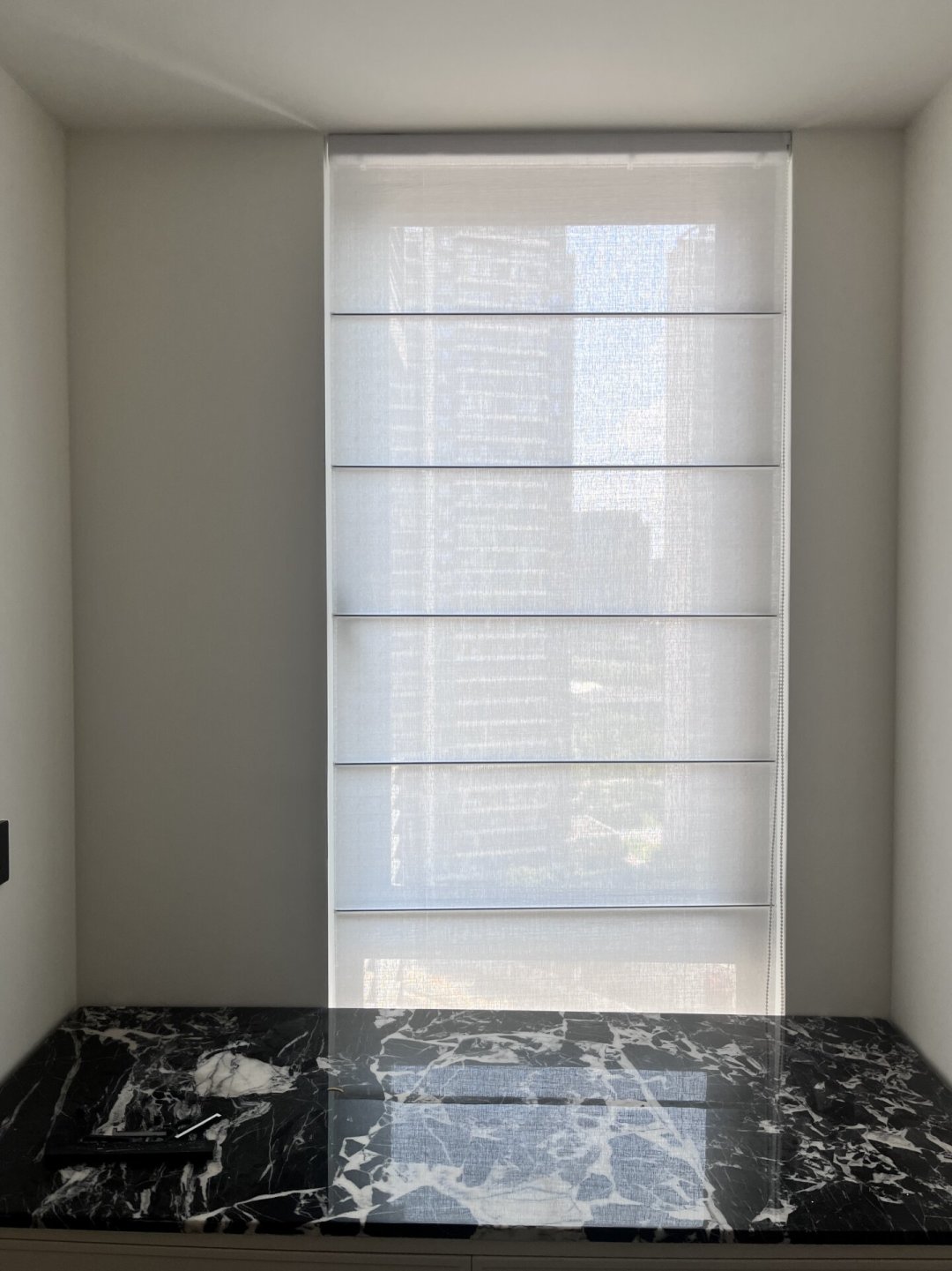 30多位新家业主为窗帘哭过：翻车的真凶不是颜色，是下单前没算的四笔账