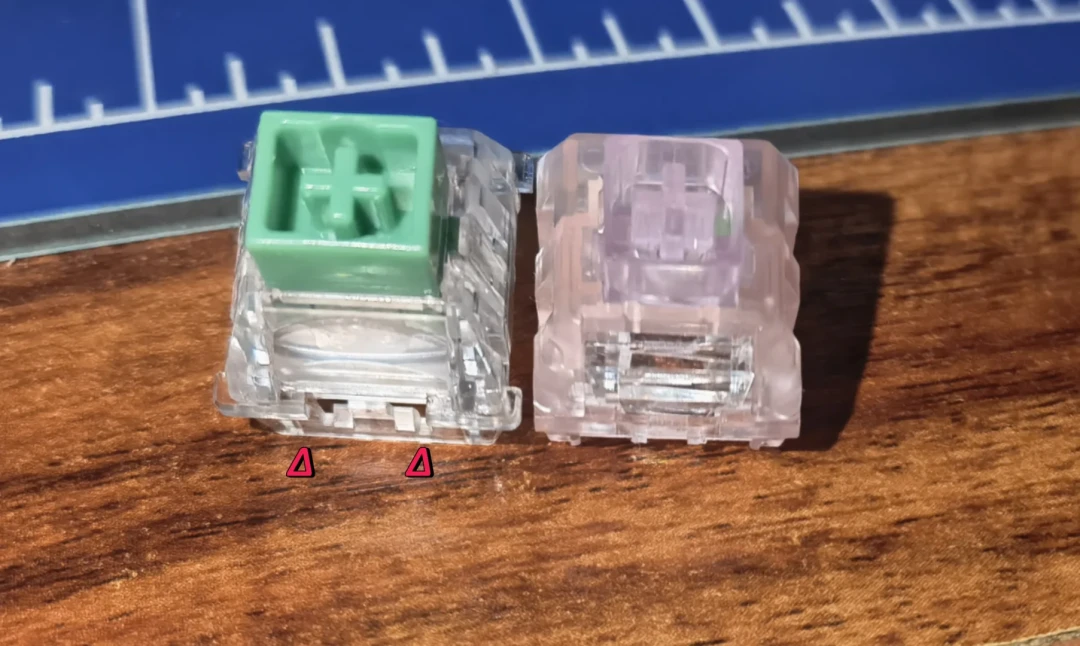599的铝坨坨磁轴被300元档堵门口:蚂蚁电竞键盘双11值不值,我把399闲鱼价、漏光帖和送测疑云一起摊开了
