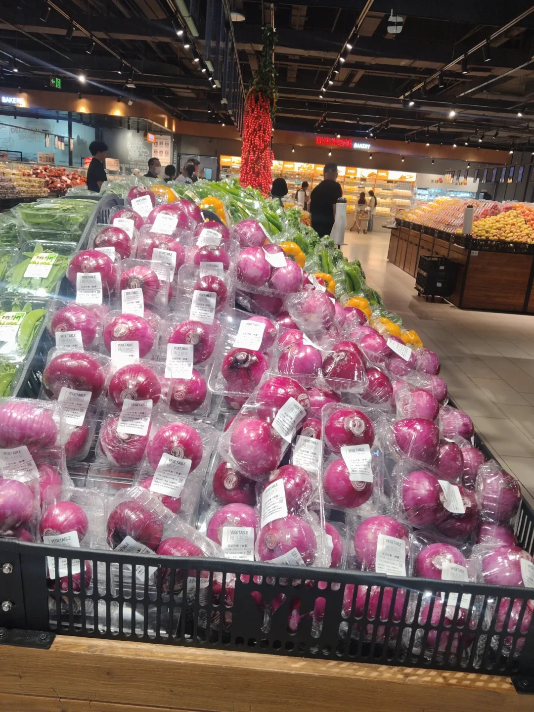 超市爆火的“鲜配菜”不算预制菜？先别急着掏钱，官方定义、溢价账和“切果模式”这三关得先过