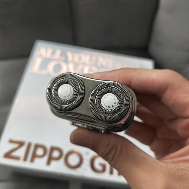 ZIPPO改行卖剃须刀了？双11这份男士礼物，我把账算给你看