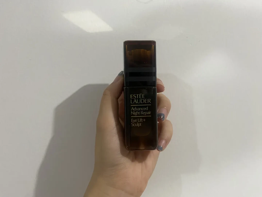 微雕眼霜被喊成