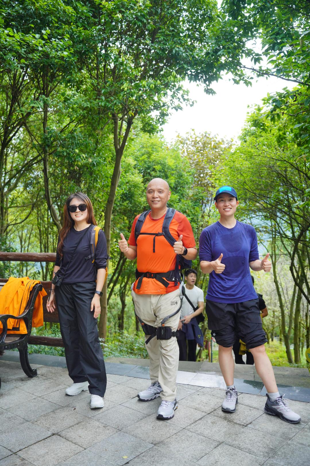 上山轻松,下山没用:7699的探路者外骨骼,不如先花49.9租一小时