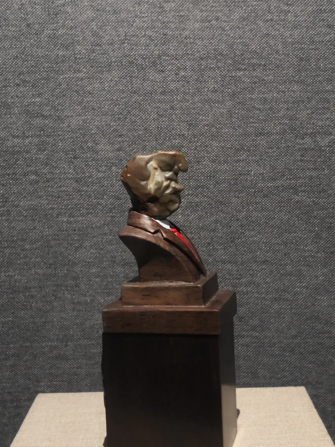 捡石头潮的下一站在石展：阿拉善、狮子林今天收官，义乌13方百万名石在展，武汉23号接棒，逛展、砍价、买石避坑我一次对完