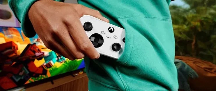 Xbox史上最小手柄来了！仅99克，还能白嫖两个月Game Pass