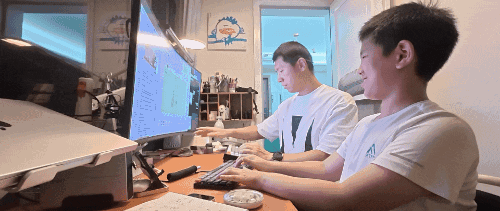 三年前儿子画在便签纸上的小人，今天被 AI 做成了游戏