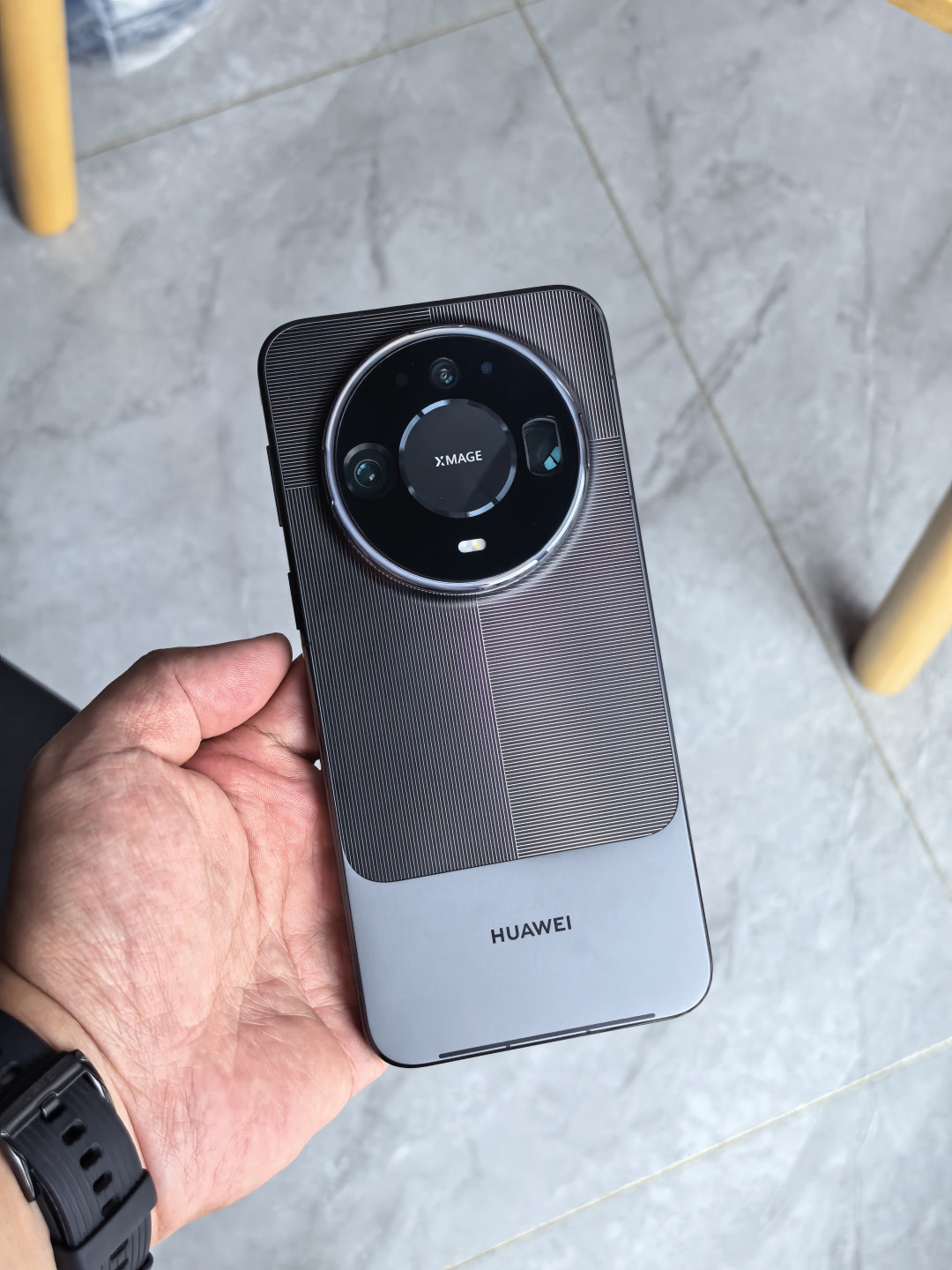 Mate90「崩盘」只崩了一半:真正的坑不是价格,是四档麒麟芯片