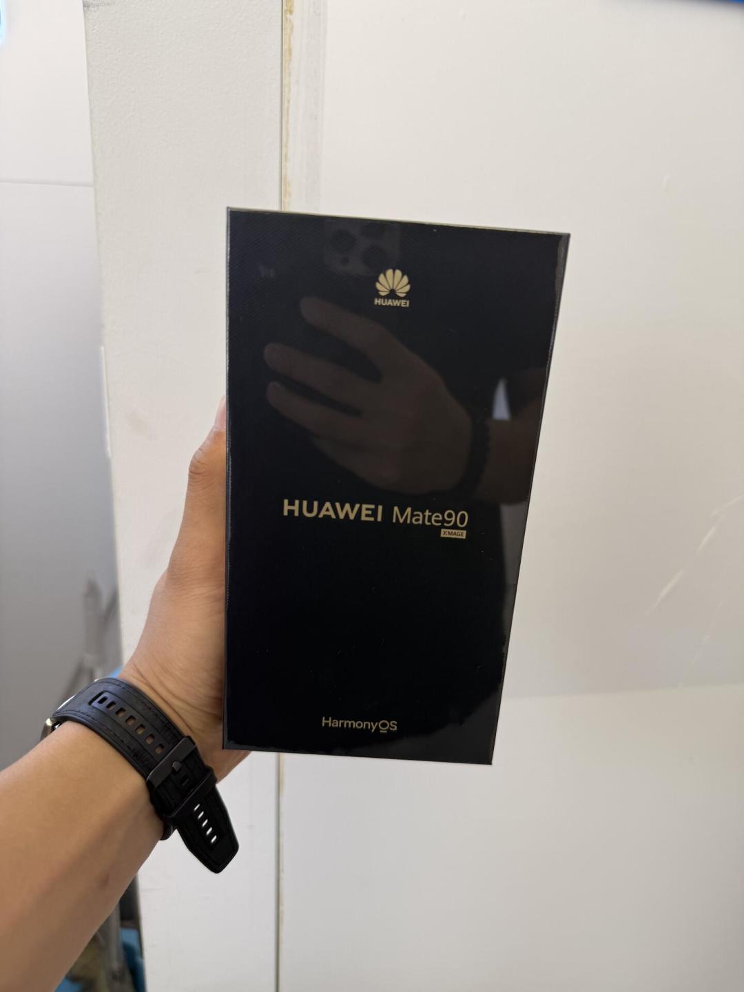 Mate90「崩盘」只崩了一半:真正的坑不是价格,是四档麒麟芯片