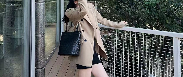 简约风头层羊皮编织包 通勤大容量单肩水桶包女