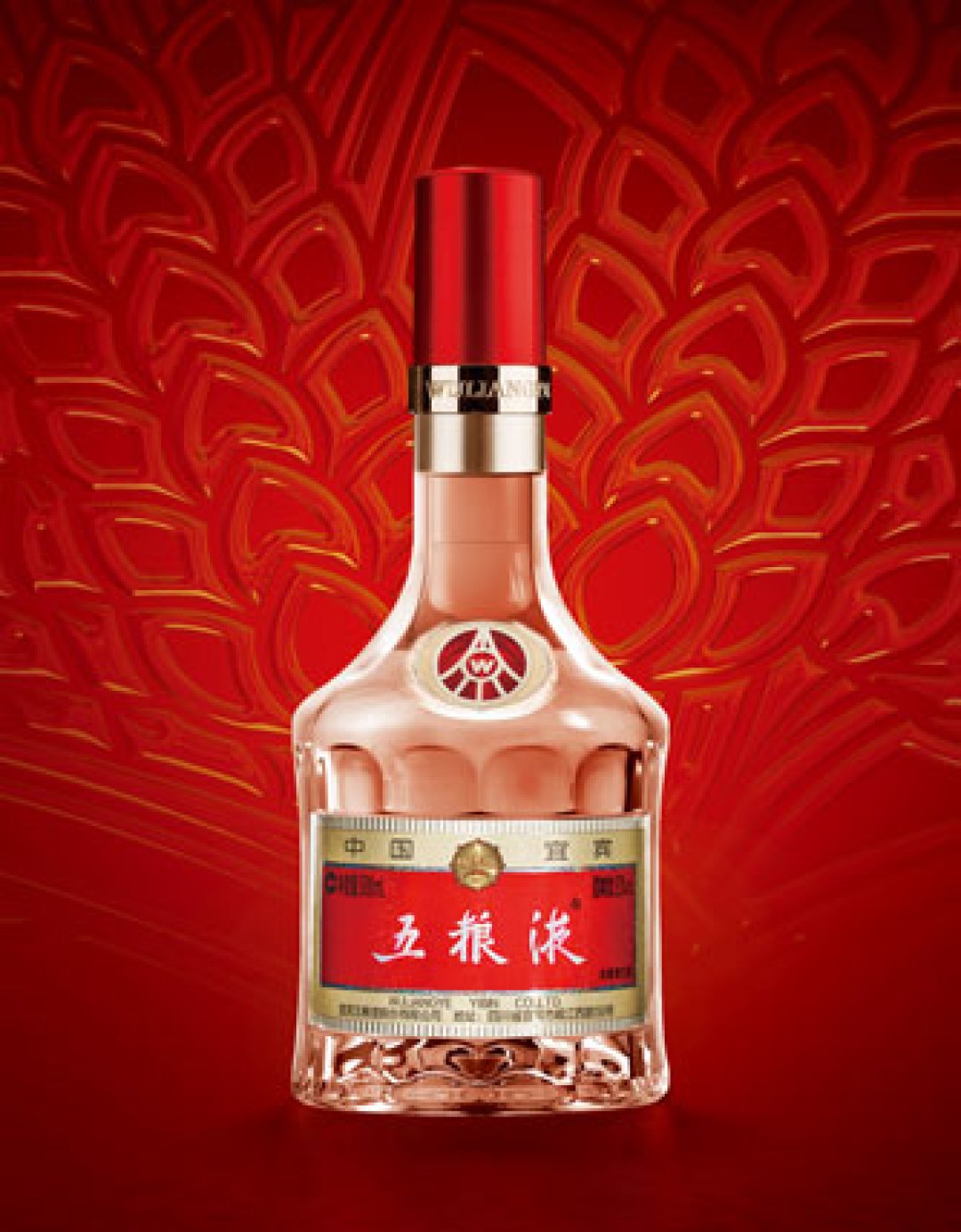 国窖批价压过普五一整年，卖得更贵的泸州老窖上半年营收却跌了36%：千元浓香这盘账，你按哪层价格买？