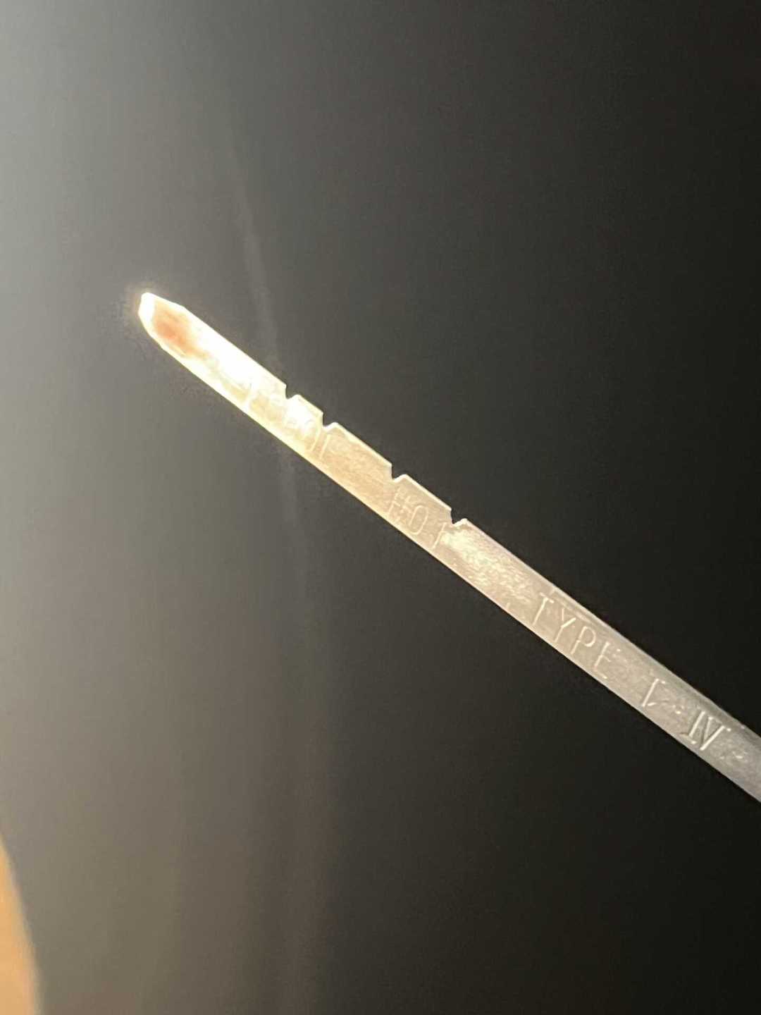 “不要去折腾变速箱油”的612条评论,把老车圈最贵的一瓶油吵明白了:十万公里的老车,分歧从来不在“换不换”