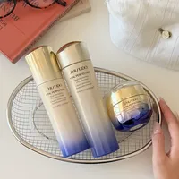 资生堂悦薇水乳套装和怡丽丝尔水乳怎么选?按保湿、抗初老、提亮拆开看