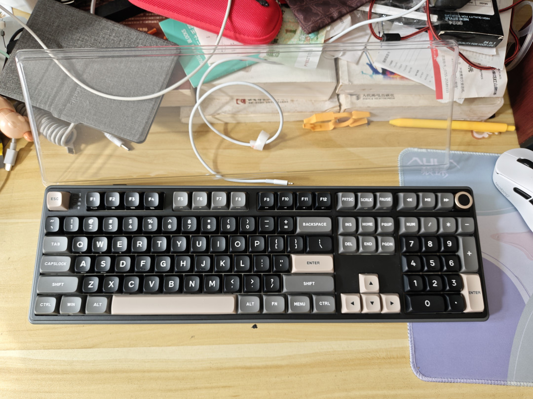 敲数字没数区?RK这把108键新品,答案就写着办公俩字