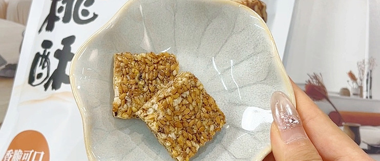 坚果酥不是"健康零食"，它是酥