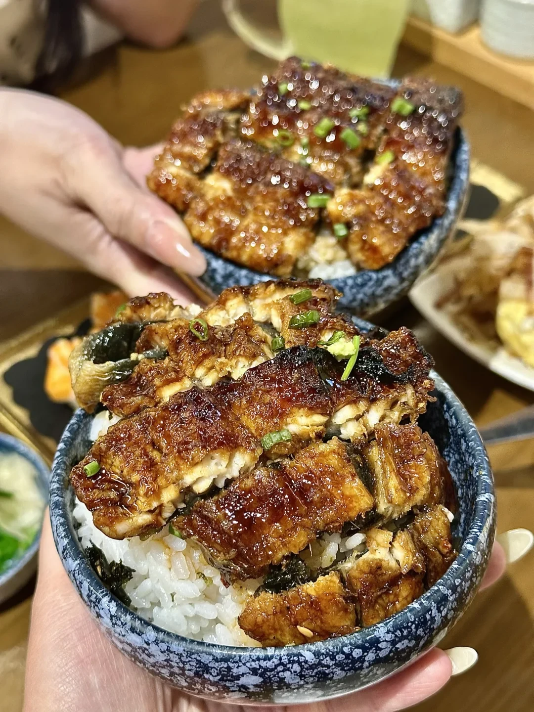 塘口19块一斤、山姆65块一条、日料店58块一碗:天凉第一口烤鳗鱼下嘴前,肉食者先把这三笔