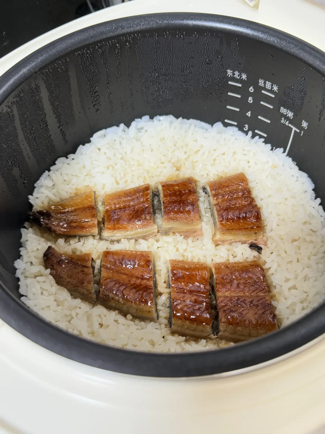 塘口19块一斤、山姆65块一条、日料店58块一碗:天凉第一口烤鳗鱼下嘴前,肉食者先把这三笔