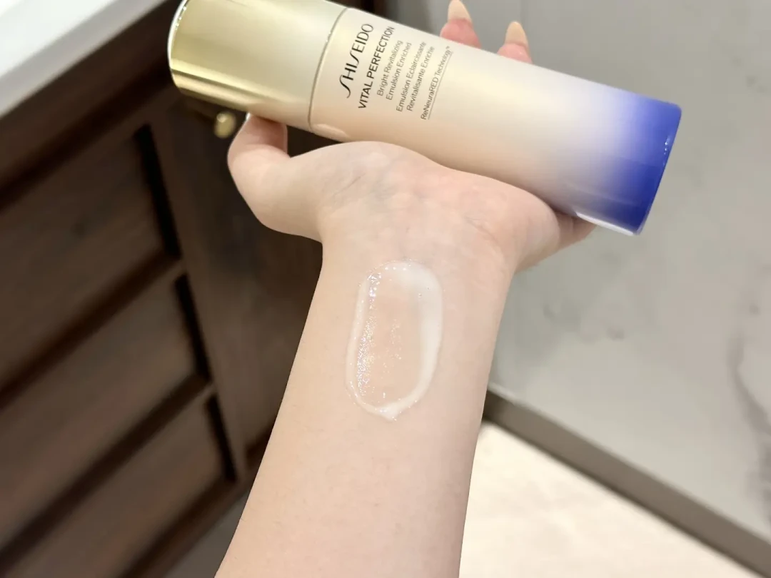 千元档的资生堂悦薇水乳套装，到底值不值：看完特证、宣称口径和真实口碑再下单