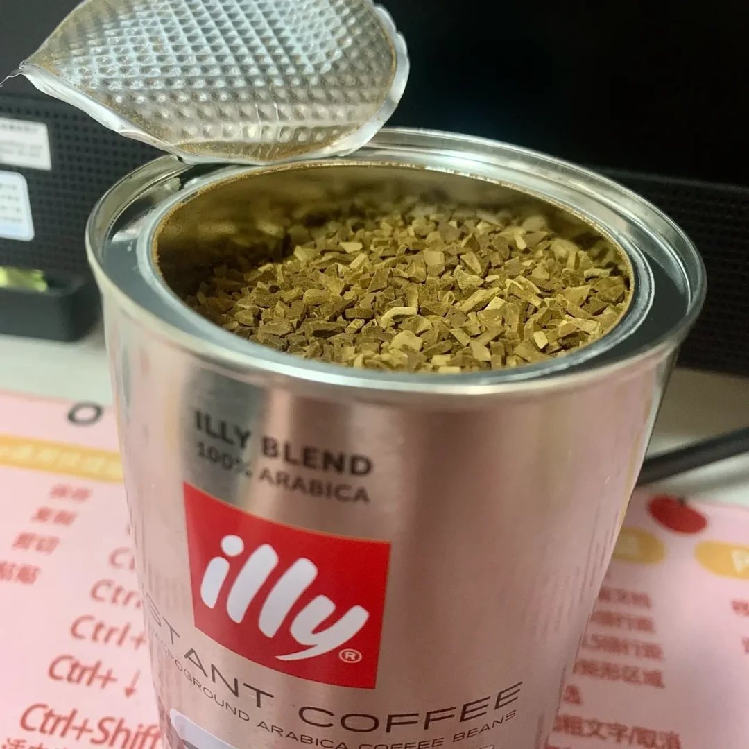 illy双11囤货前先算清三笔账:三罐同名不同命、速溶口碑两极、临期捡漏你未必喝得完