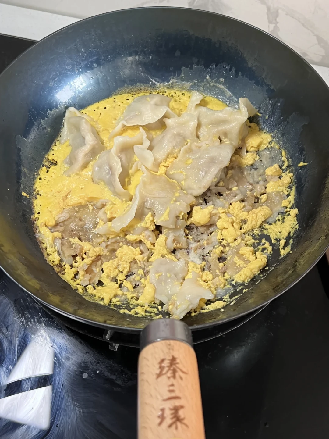 臻三环的两条小红书流水:教程帖上万收藏,求助帖几百个赞——差的那3个数,新锅开火前先补齐