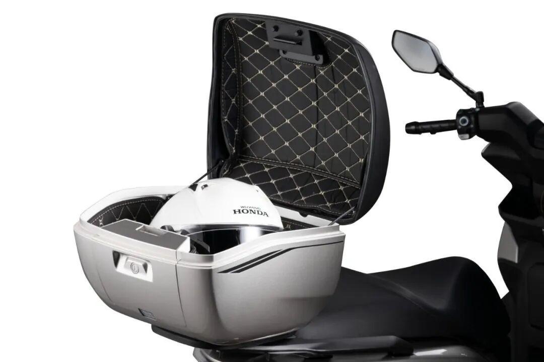 NWT150官宣破10万台:对完5万、8万、10万三个节点和26款三处改动,双十一交定金前,先看懂这台销冠
