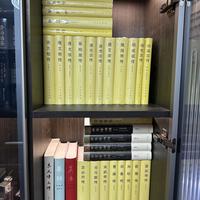 纪录片把马斯克扒了个底朝天，乔布斯走了十五年：买传记前，先搞清这是谁执笔、替你信谁