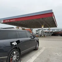 95号汽油停在9.17元、今晚“不作调整”：家庭第一台车，电车和油车到底怎么选？