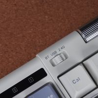低延迟全配列键盘还能选段落静音轴？首席玩家NEO108V2太超标了！