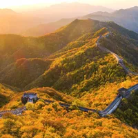 现在就出发4在慕田峪录完节目,红叶季紧接着开板:这个周末的慕田峪,先算清三笔账再上山
