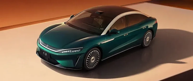 比亚迪大汉：久违的行政级轿车，性价比顶流